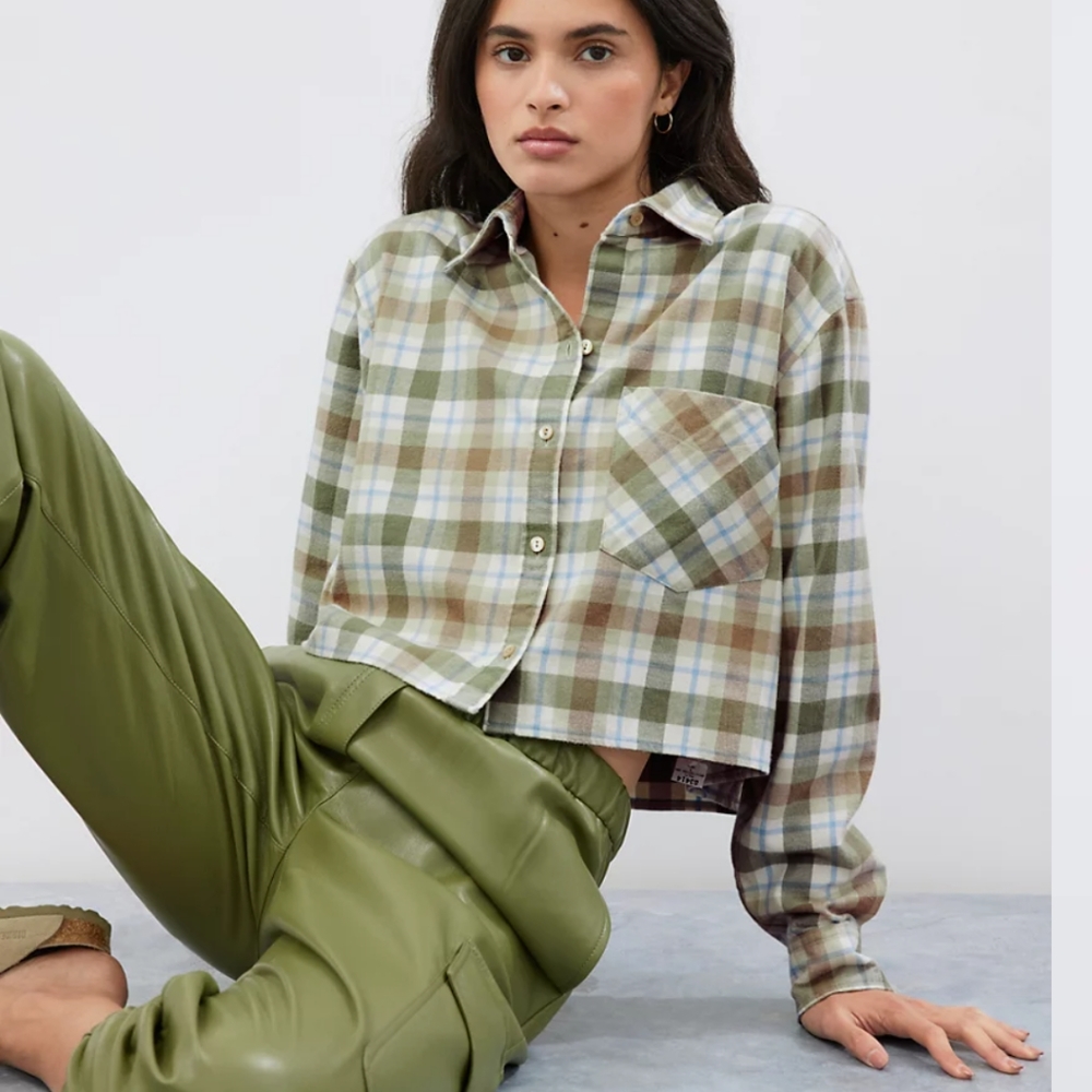 Aritzia Nikki button-up